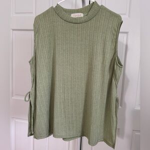 NWOT Sugarfox Green Sleeveless Mock neck Top Size 2x